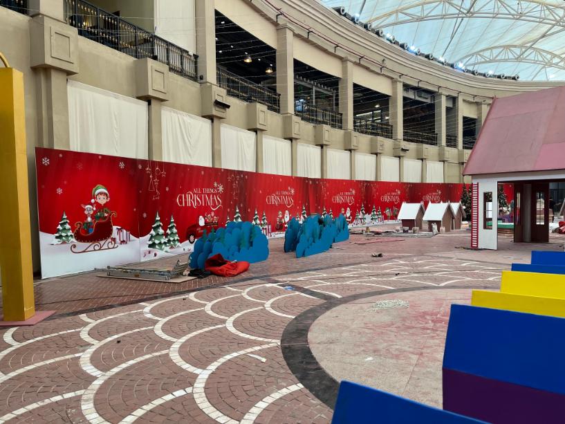 Christmas Celebration Wall Decoration